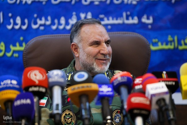 نشست خبری روز ارتش جمهوری اسلامی ایران