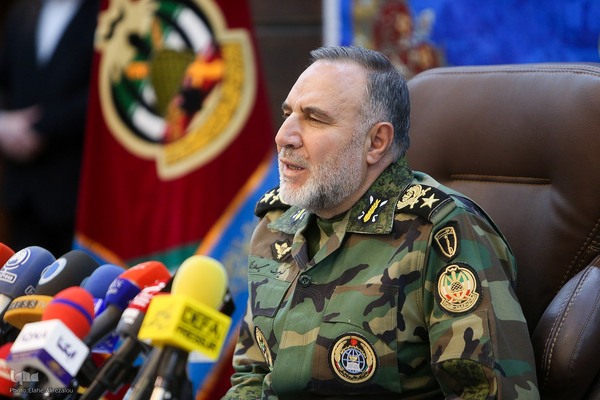 نشست خبری روز ارتش جمهوری اسلامی ایران