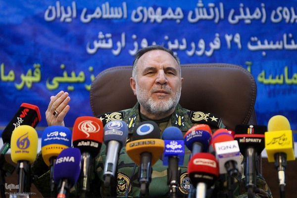نشست خبری روز ارتش جمهوری اسلامی ایران