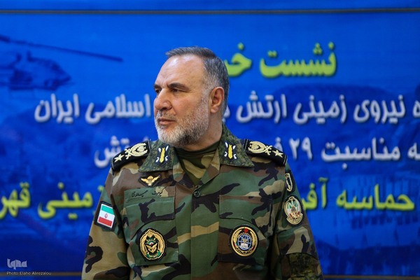 نشست خبری روز ارتش جمهوری اسلامی ایران