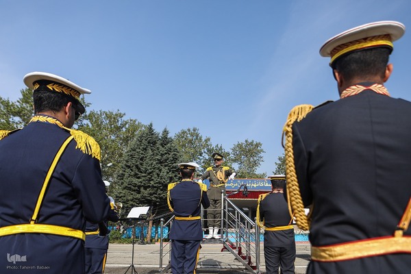 مراسم گرامیداشت روز ارتش جمهوری اسلامی ایران