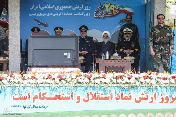 مراسم گرامیداشت روز ارتش جمهوری اسلامی ایران