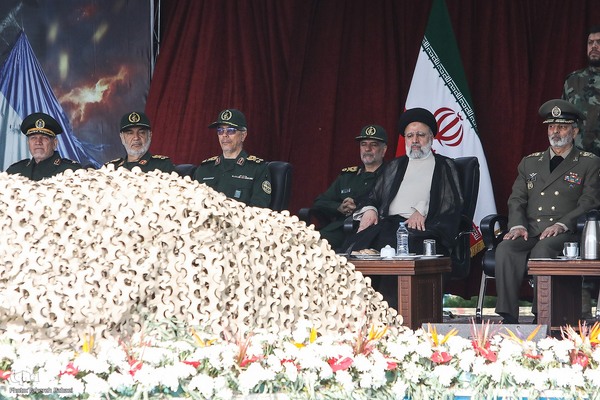 مراسم گرامیداشت روز ارتش جمهوری اسلامی ایران