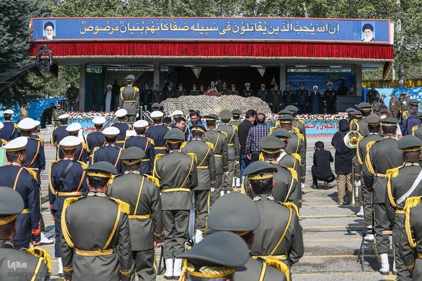 مراسم گرامیداشت روز ارتش جمهوری اسلامی ایران