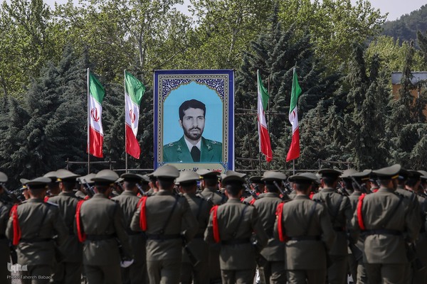 مراسم گرامیداشت روز ارتش جمهوری اسلامی ایران