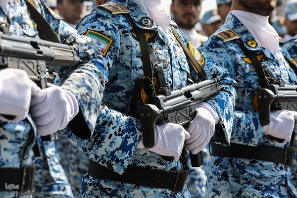 مراسم گرامیداشت روز ارتش جمهوری اسلامی ایران