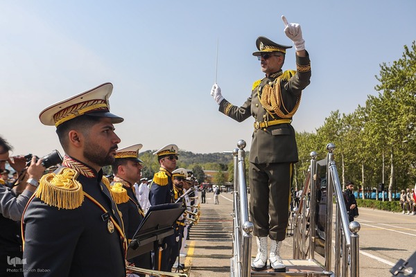 مراسم گرامیداشت روز ارتش جمهوری اسلامی ایران