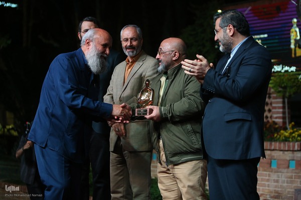 اختتامیه دهمین دوره هفته هنر انقلاب اسلامی