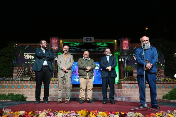 اختتامیه دهمین دوره هفته هنر انقلاب اسلامی