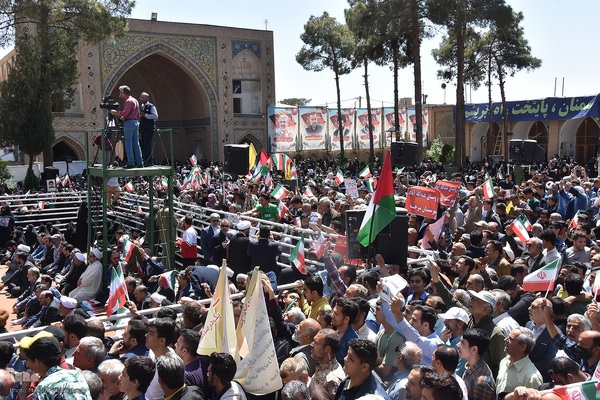 استقبال پرشور مردم سمنان از رئیس جمهور