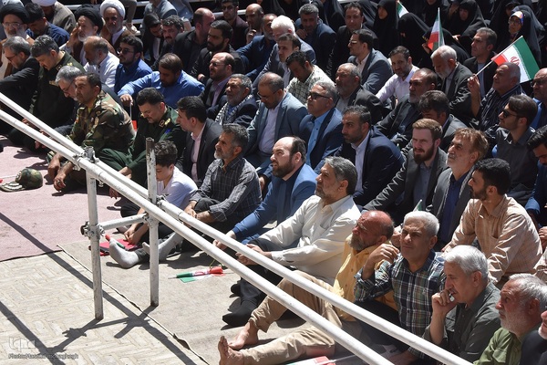 استقبال پرشور مردم سمنان از رئیس جمهور