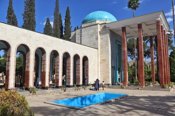 یکم اردیبهشت روز سعدی