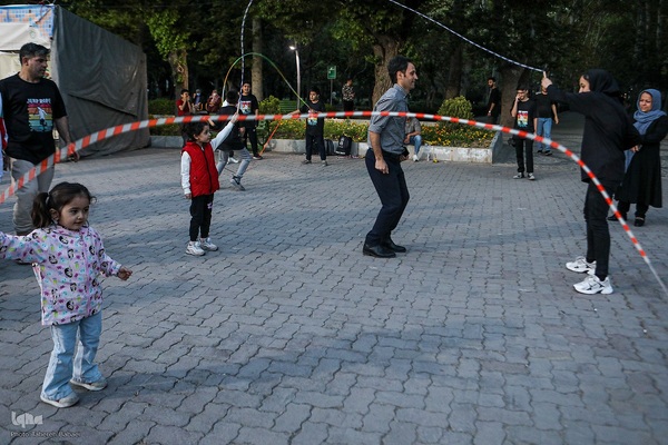 نمایشگاه سلامت محور شهرداری در بوستان لاله
