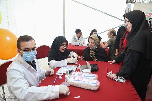 نمایشگاه سلامت محور شهرداری در بوستان لاله