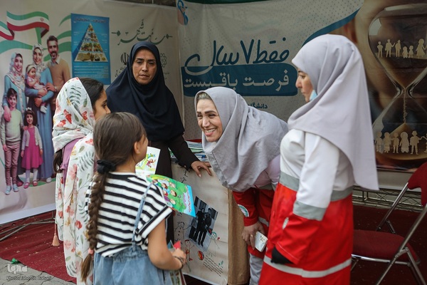 نمایشگاه سلامت محور شهرداری در بوستان لاله