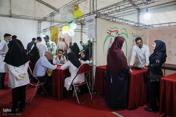 نمایشگاه سلامت محور شهرداری در بوستان لاله