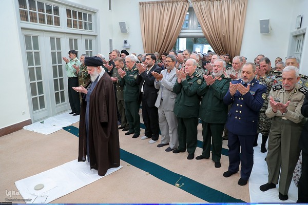 دیدار جمعی از فرماندهان نیروهای مسلح