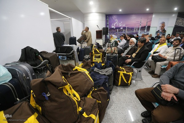 بدرقه نخستین گروه از زائران حج عمره در سال ۱۴۰۳