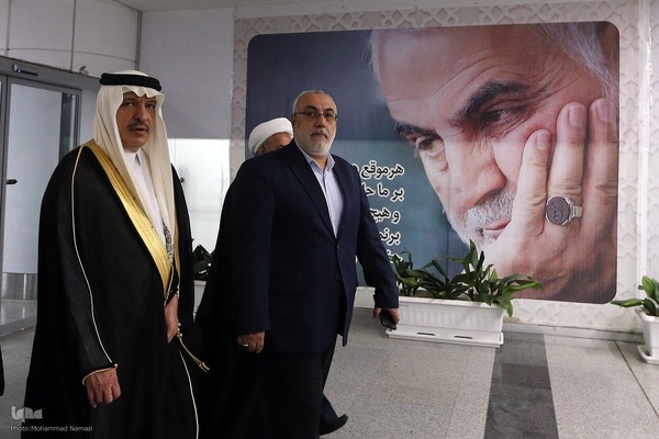 سید عباس حسینی، معاون وزیر فرهنگ و رئیس سازمان حج و وزیارت و عبدالله بن سعود العنزی، سفیر عربستان در ایران