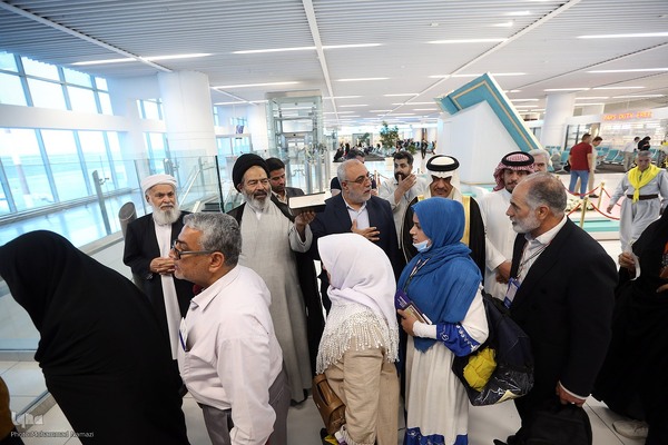بدرقه نخستین گروه از زائران حج عمره در سال ۱۴۰۳