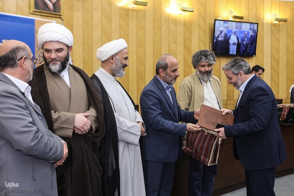 نشست فراکسیون قرآن، عترت و نماز مجلس شورای اسلامی