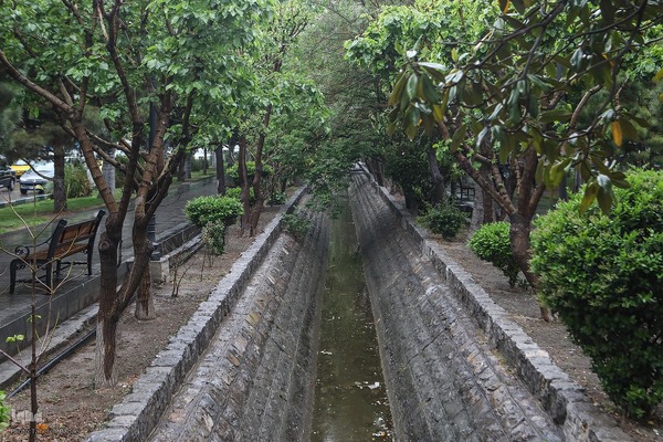 بارش باران بهاری