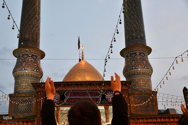آیین تعویض پرچم گنبد حرم حضرت عبدالعظیم حسنی(ع)