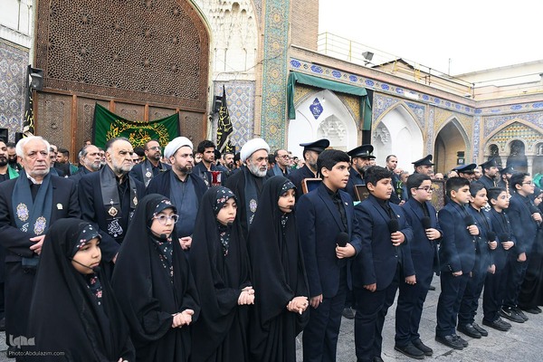 آیین تعویض پرچم گنبد حرم حضرت عبدالعظیم حسنی(ع)