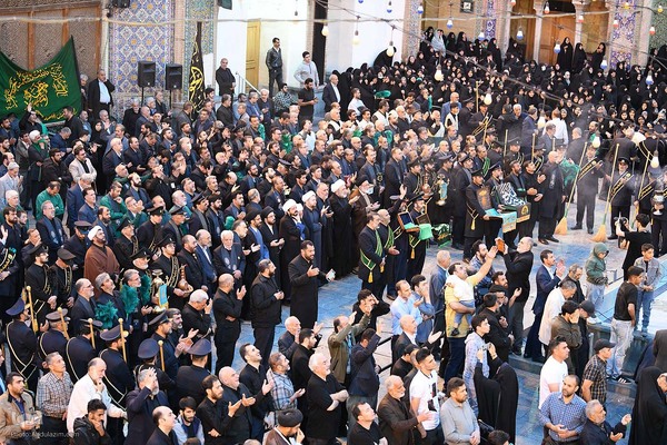آیین تعویض پرچم گنبد حرم حضرت عبدالعظیم حسنی(ع)