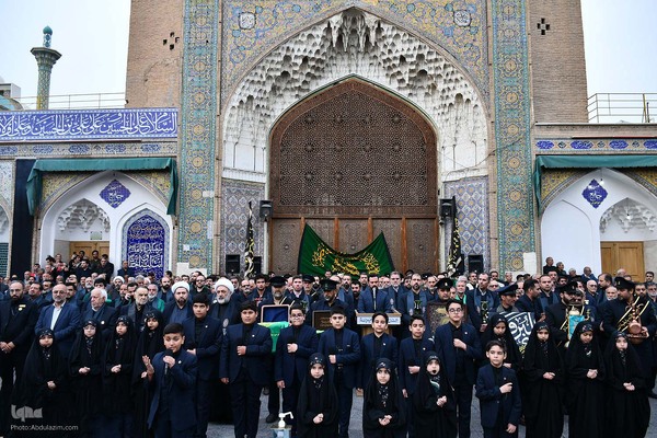 آیین تعویض پرچم گنبد حرم حضرت عبدالعظیم حسنی(ع)
