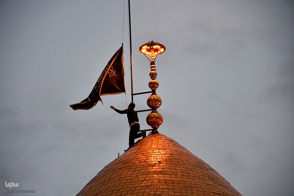 آیین تعویض پرچم گنبد حرم حضرت عبدالعظیم حسنی(ع)
