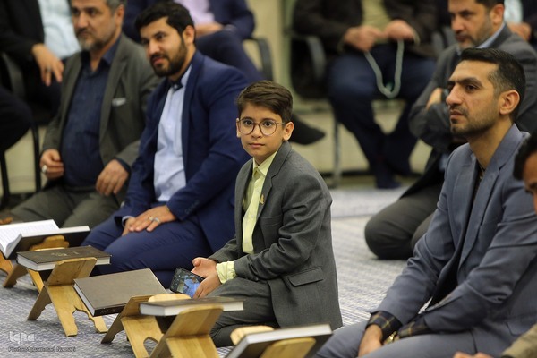 هجدهمین جلسه تلاوت و استماع قرآن کریم