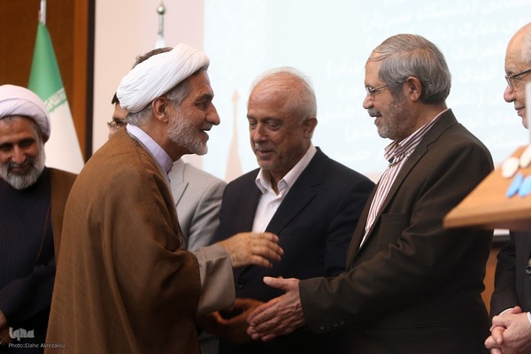 بزرگداشت مقام استاد مطهری و روز معلم