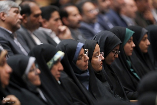 آیین تجلیل از معلمان نمونه کشوری