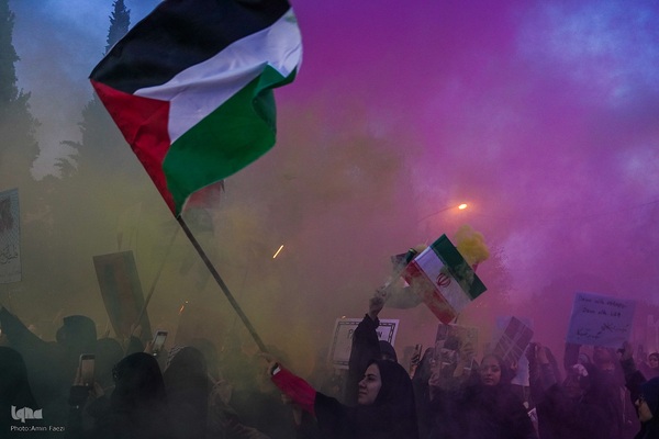 تجمع دانشگاهیان دانشگاه‌های شیراز در حمایت از خیزش دانشجویان آمریکا و اروپا