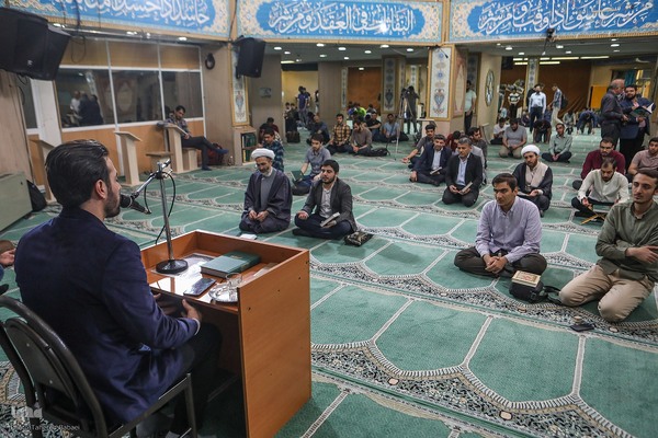 کرسی تلاوت و تدبر در قرآن در دانشگاه امیرکبیر