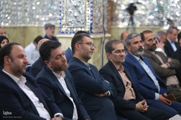 بزرگداشت معلمان آسمانی و گرامیداشت مرحوم ولی‌الله پوراحمدی