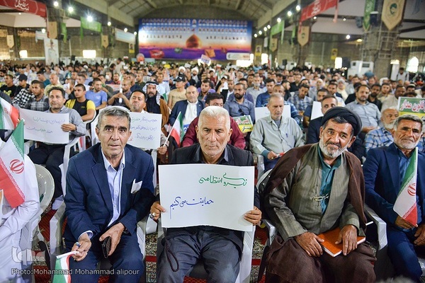 اجتماع مردم اهواز در حمایت از «طرح نور»