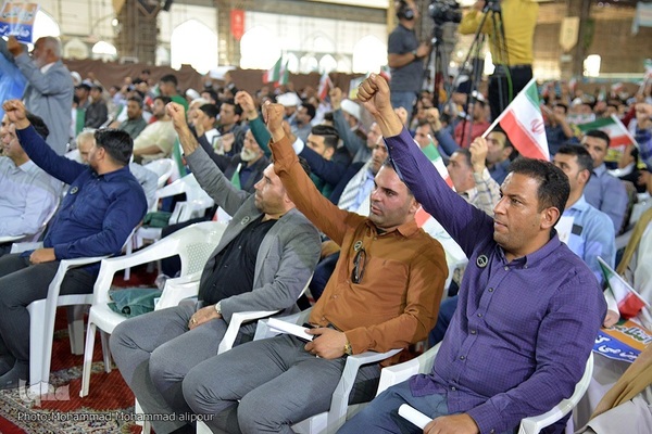 اجتماع مردم اهواز در حمایت از «طرح نور»