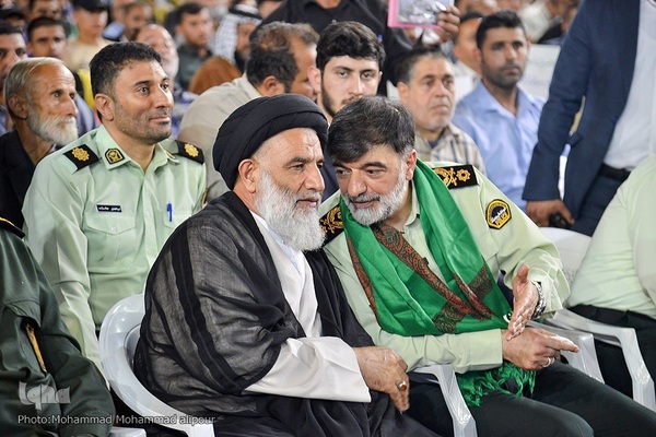 اجتماع مردم اهواز در حمایت از «طرح نور»