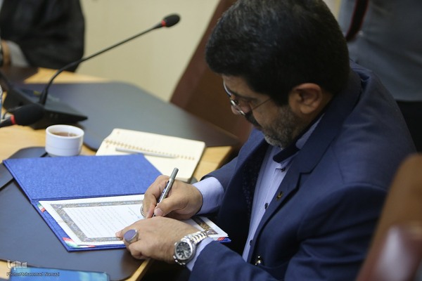 حجت الاسلام والمسلمین سید عبدالفتاح نواب، نماینده ولی فقیه در امور حج و زیارت صبح امروز از خبرگزاری ایکنا بازدید کردند.