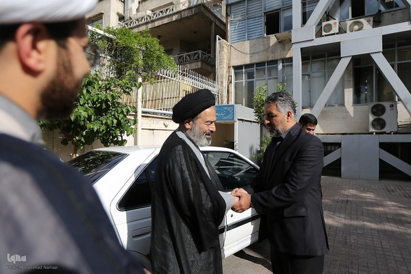 بازدید نماینده ولی فقیه در امور حج و زیارت از ایکنا