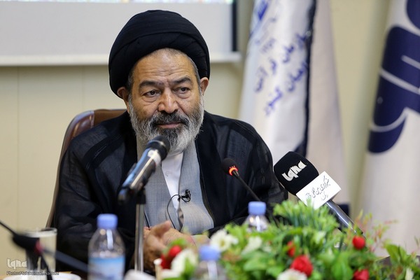 حجت الاسلام والمسلمین سید عبدالفتاح نواب، نماینده ولی فقیه در امور حج و زیارت صبح امروز از خبرگزاری ایکنا بازدید کردند.