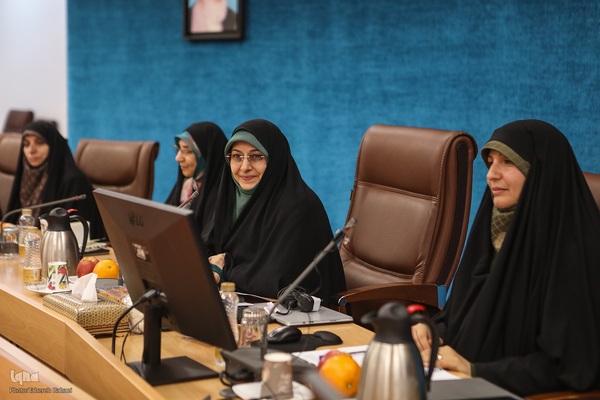 گردهمایی دختران ایرانی/ مشاوران جوان دولت مردمی