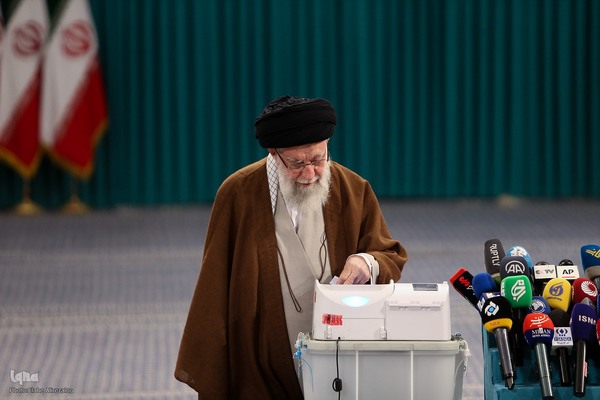 شرکت رهبر انقلاب در مرحله دوم انتخابات مجلس