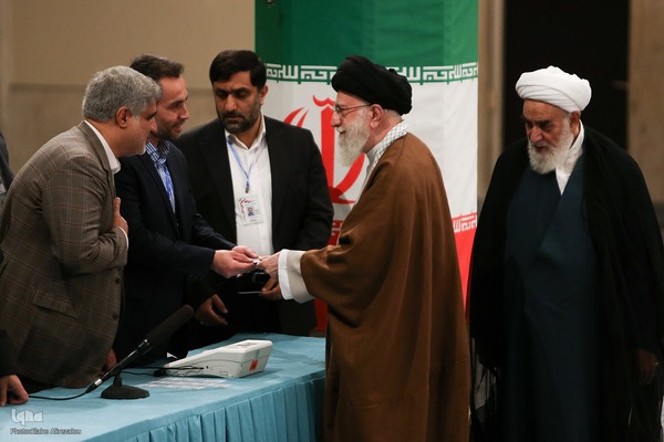 شرکت رهبر انقلاب در مرحله دوم انتخابات مجلس