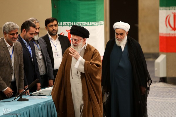 شرکت رهبر انقلاب در مرحله دوم انتخابات مجلس