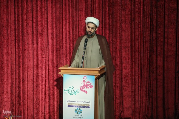 آئین تکریم اساتید مدارس علوم دینی اهل سنت کشور