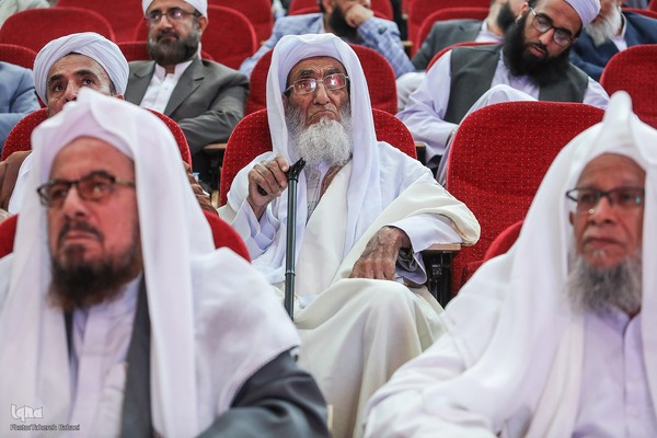 آئین تکریم اساتید مدارس علوم دینی اهل سنت کشور