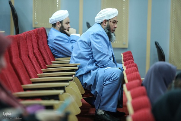 آئین تکریم اساتید مدارس علوم دینی اهل سنت کشور